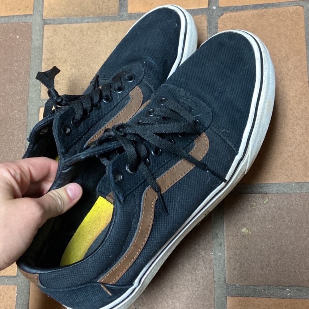 Mens size 9.5 vans